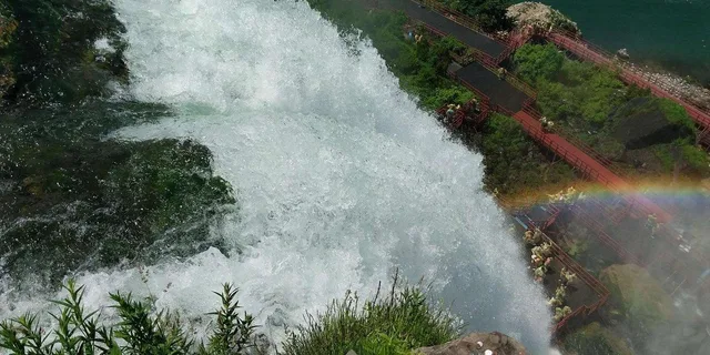 Niagara Falls Mystery of the Mist Tour - Image 3