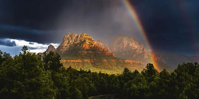 Sedona Private Scenic Tour with Lunch - Image 4