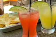 Galveston Island Pubs and Grub Tour 2 hr thumbnail 2