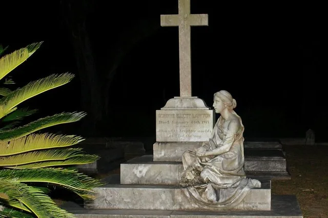 Savannah Bonaventure Cemetery After-Hours Tour - Image 1