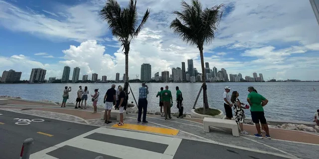 Miami City Tour and Biscayne Bay Cruise - Image 6