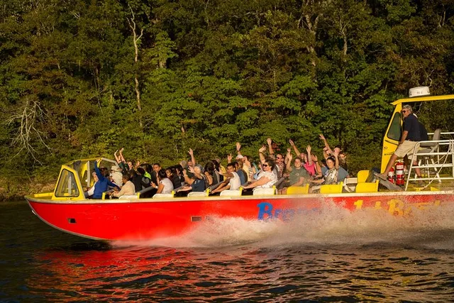 Branson Jet Boat Adventure Tour 90 Min - Image 1