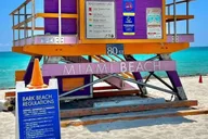 Miami Art Deco District French Walking Tour 2 hr thumbnail 3
