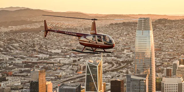 San Francisco Helicopter Tour Over Alcatraz - Image 4