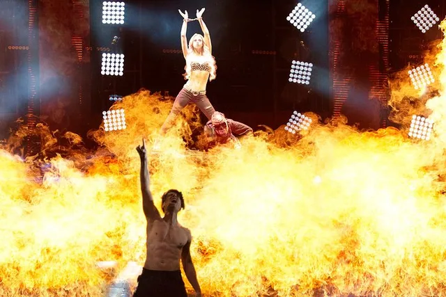 Las Vegas Criss Angel MINDFREAK Show - Image 6