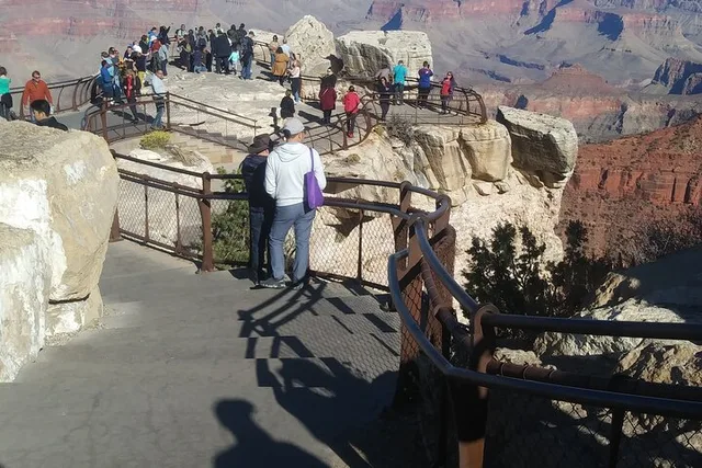 Grand Canyon South Rim Van Tour - Image 4