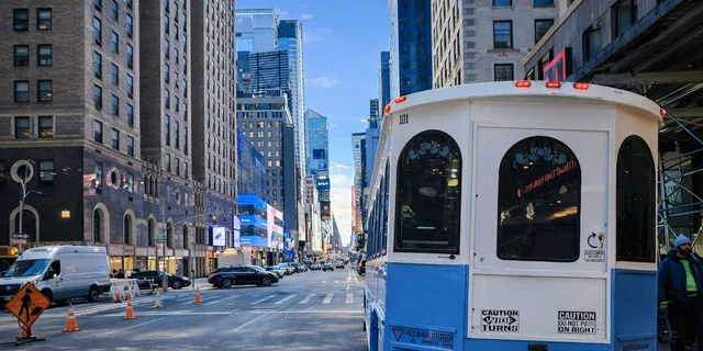 New York City Trolley Tour of Manhattan Highlights - Image 2
