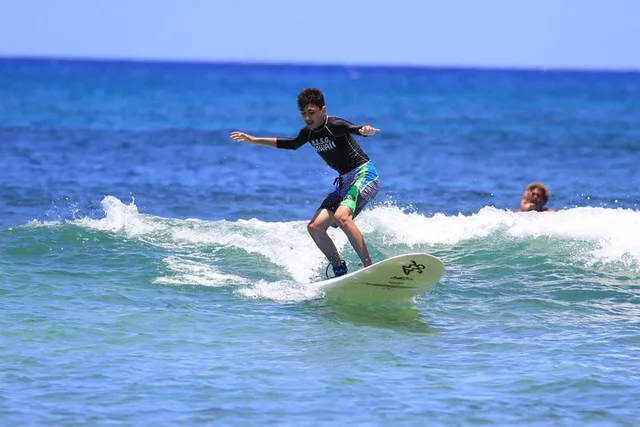 Oahu Surfing Lesson - Image 3