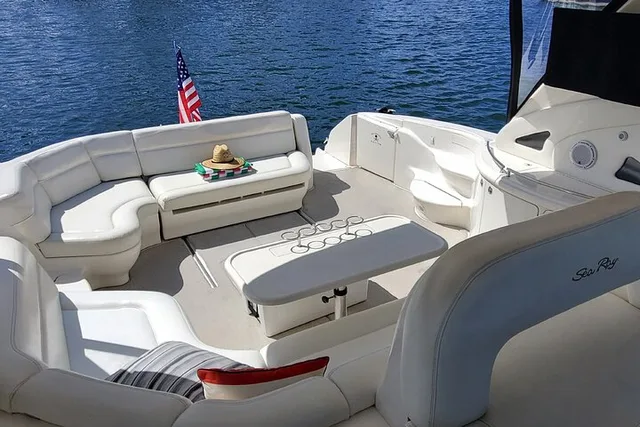 Fort Lauderdale Private Yacht Charter - Image 2