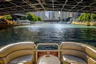 Chicago Boat Tour thumbnail 6