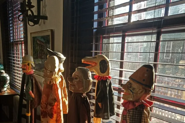 Salem Interactive House Tour - Image 2