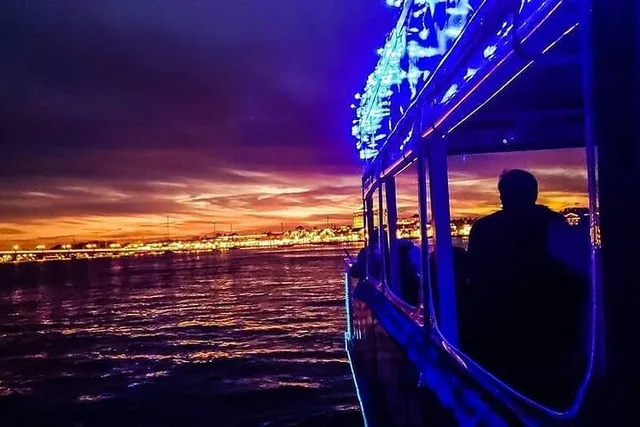 St. Augustine Nights of Lights Boat Cruise - Image 5