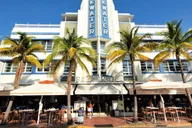 Miami Walking Tour with Cocktails thumbnail 4