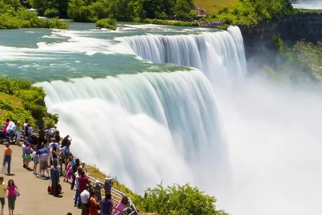 New York City Niagara Falls Private Day Trip - Image 1