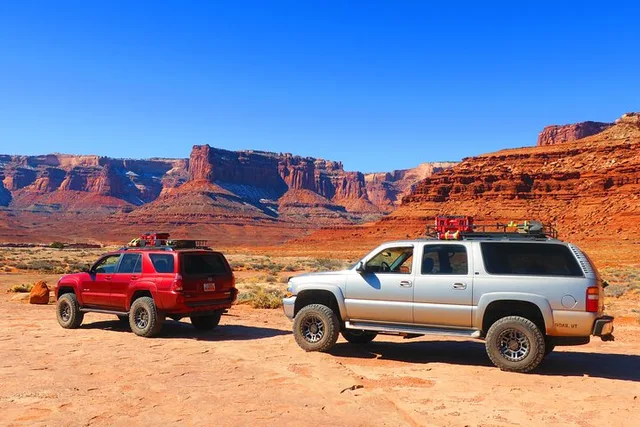 Moab Canyonlands National Park Backcountry Tour - Image 4