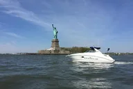 New York City Private Daytime Boat Tour 2 hr thumbnail 4