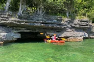 Cave Point Kayak Tour thumbnail 1