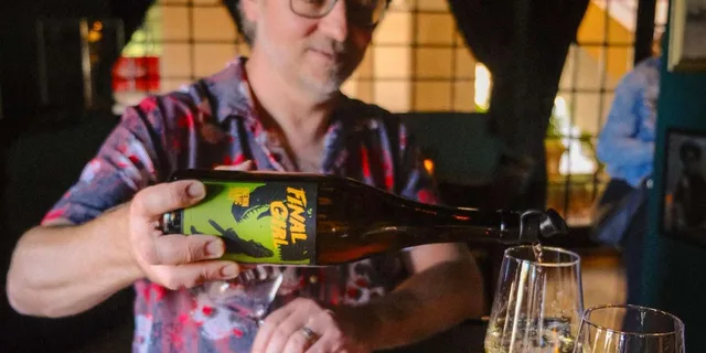 Temecula Wine & True Crime Tour with Drinks - Image 2