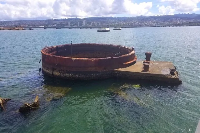 Oahu Pearl Harbor and North Shore Tour - Image 5