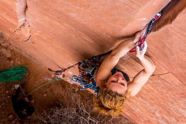 Moab Rock Climbing Full-Day Adventure - Image 1
