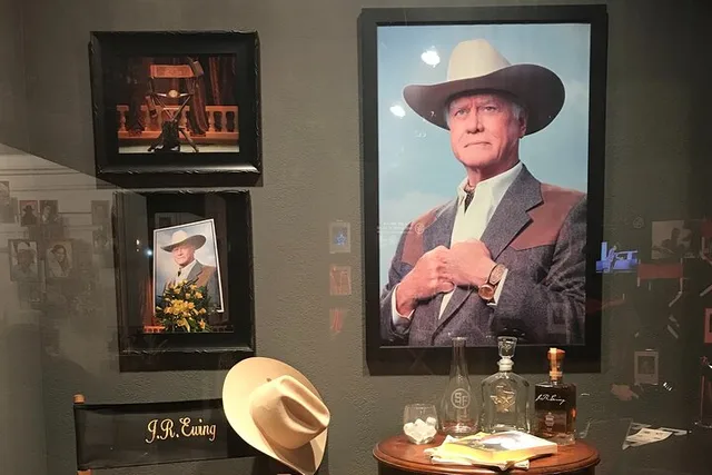 Dallas Southfork Ranch & JFK Historical Tour - Image 2