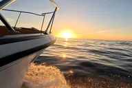 Waikiki Sunset Cruise thumbnail 2