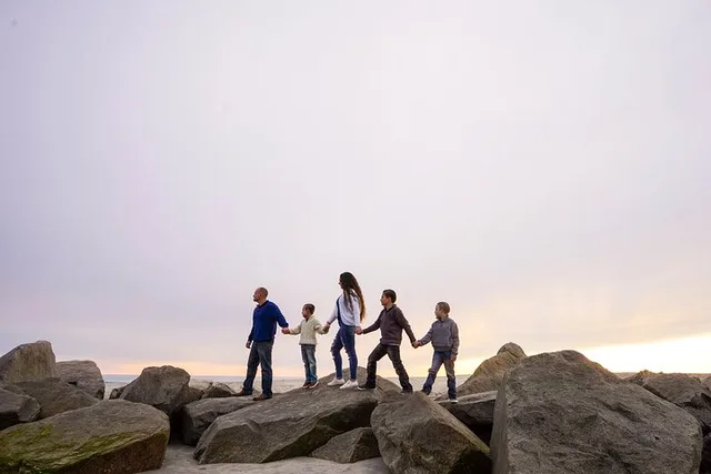 Cocoa Beach Family Portrait Session 60 min - Image 3