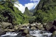 Maui North Shore and Hana Highway Tour with Breakfast thumbnail 1