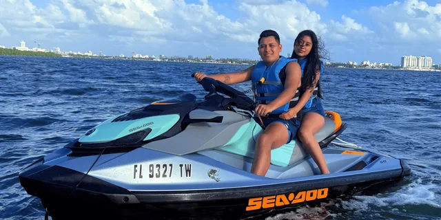 Miami Jetski Tour with Free Boat Ride - Image 1