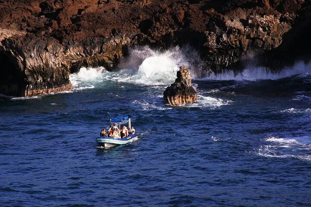 Maui Kanaio Sea Caves and La Perouse Snorkel - Image 5