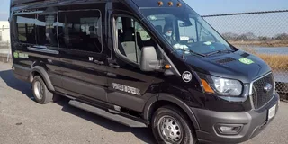 New York Private Transfer: Cruise Port to Airport