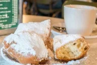 New Orleans Street Food Tour with Local Guide thumbnail 4