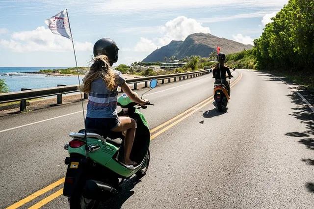 Honolulu Moped Rental for the Day - Image 3