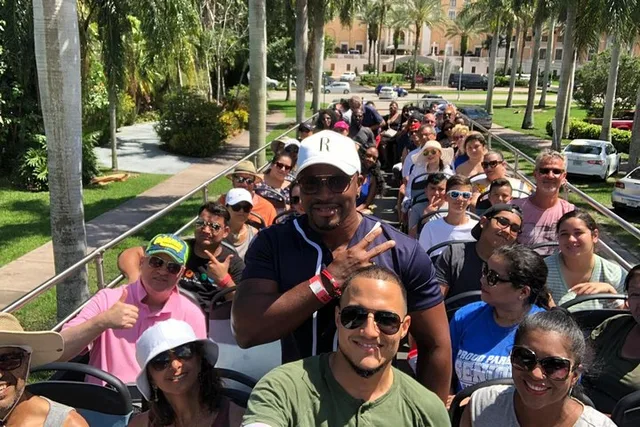 Miami City and Boat Tour with Stops at Wynwood and Little Havana - Image 2