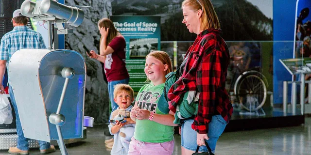 Huntsville Space & Rocket Center Admission - Image 5