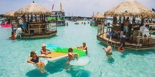 Destin Cruisin Tikis Crab Island Tour 3 hr