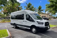 Waikiki Shuttle to Waikele Premium Outlets thumbnail 4