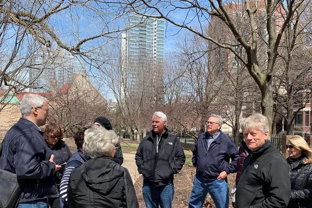 Chicago Walking Tour of Prairie Avenue District - Image 5