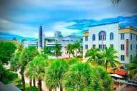 Miami Art Deco Walking Tour thumbnail 4