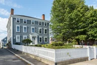 Salem Architecture Tour thumbnail 2