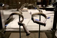 Washington DC National Archives and American History Museum Tour thumbnail 2