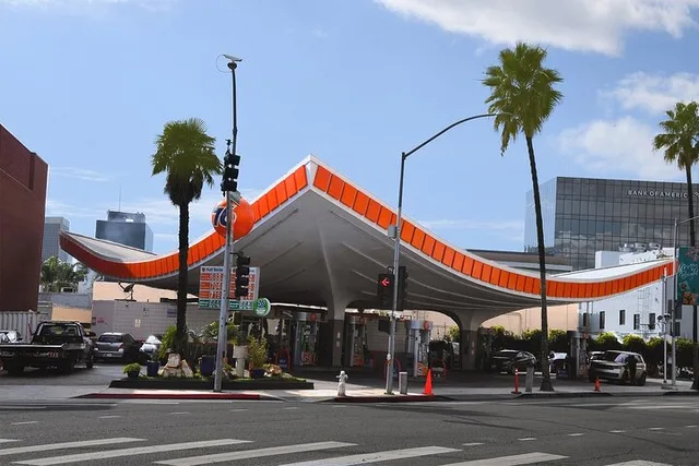 Beverly Hills Self-Guided Audio Tour - Image 3