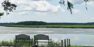 Savannah Historic District and Bonaventure Cemetery Private Tour