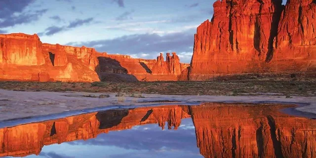 Moab Arches National Park Morning Adventure - Image 1