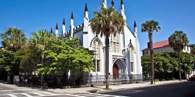 Charleston Trolley Sightseeing Tour - Image 6