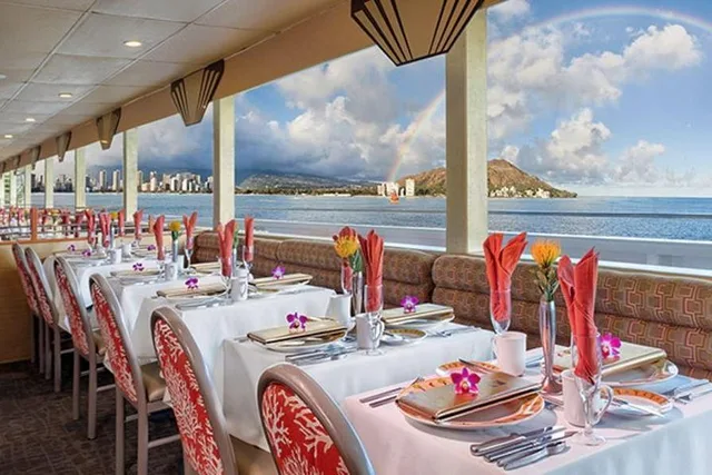 Honolulu Sunset Dinner Cruise - Image 4