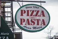 Brooklyn Walking Tour with Pizza and Beer 3 hr thumbnail 4