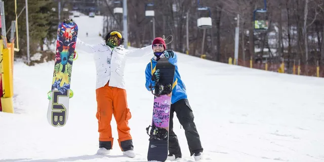 New York City Ski Day Trip to Mountain Creek - Image 2