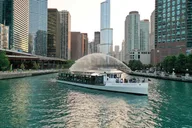 Chicago Fireworks Dinner Cruise thumbnail 4