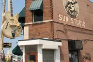 Nashville to Memphis Day Trip with Graceland and Sun Studio thumbnail 3